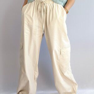Loose Fit Parachute | Airy Cargo Pants | Light Beige